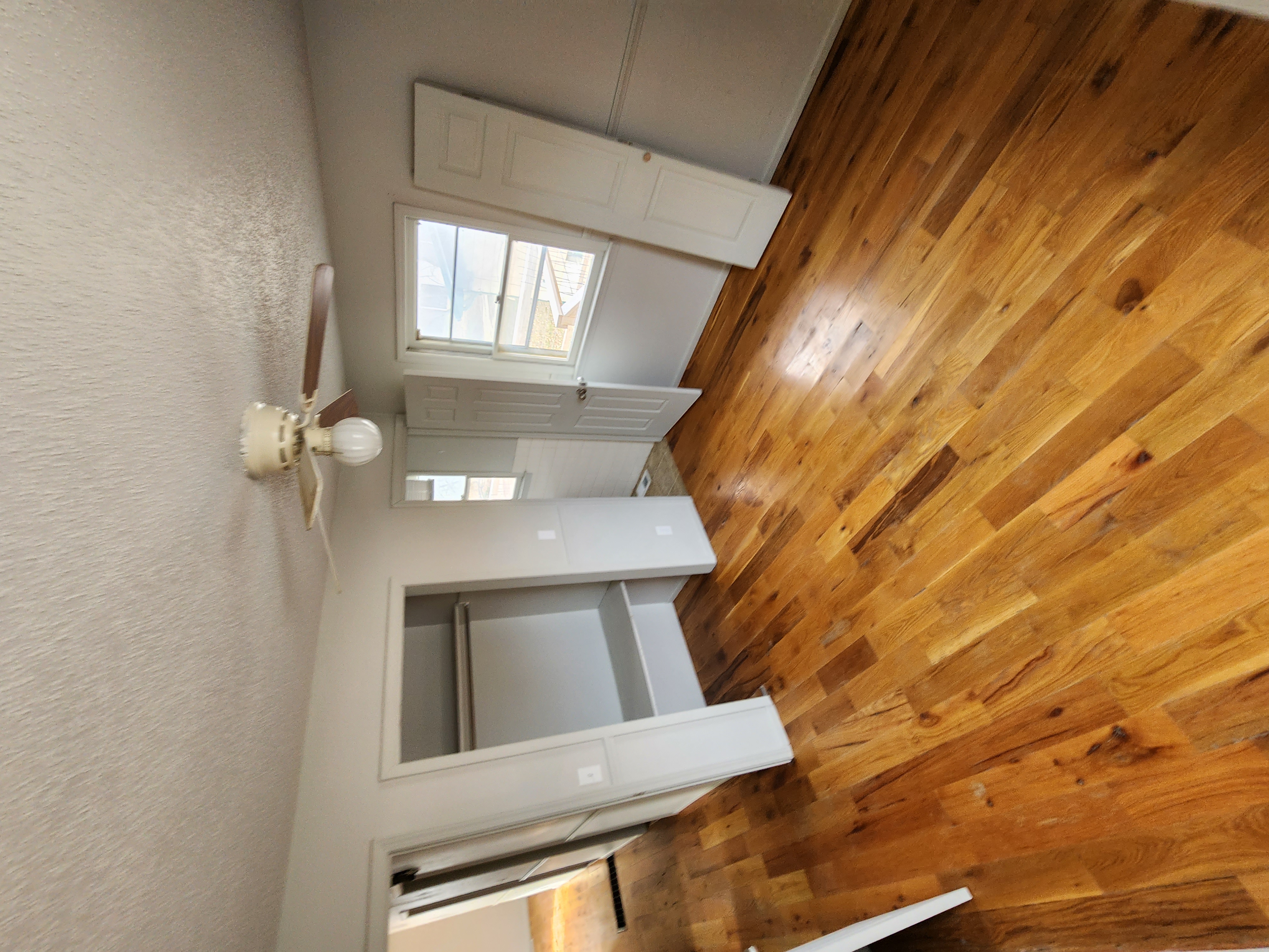 207 S maple St Calhoun MO 13.jpg